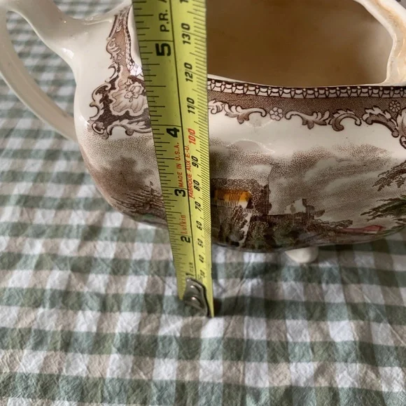 Johnson Brothers vintage Old Britton Tutor, village Square, Footed, teapot - Picture 10 of 11